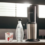 Sodastream Wassersprudler CRYSTAL 3.0 Mit Quick-Connect Co2-Zylinder| Inkl. 2X 0,8L CRYSTAL Glasflasche | Farbe: Titan